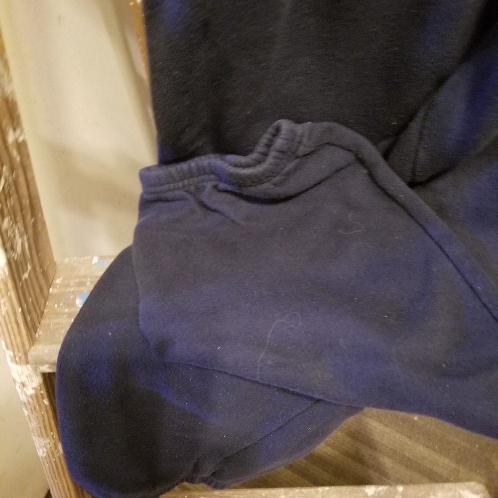 Capri sweats! - Picture 2 of 4